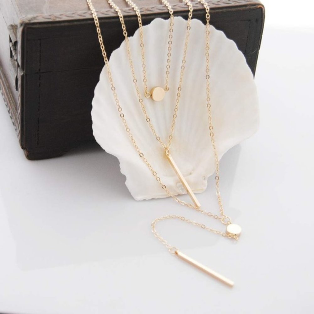 Dainty Layered Lariat Bar Circle Necklace - Picture 3 of 3
